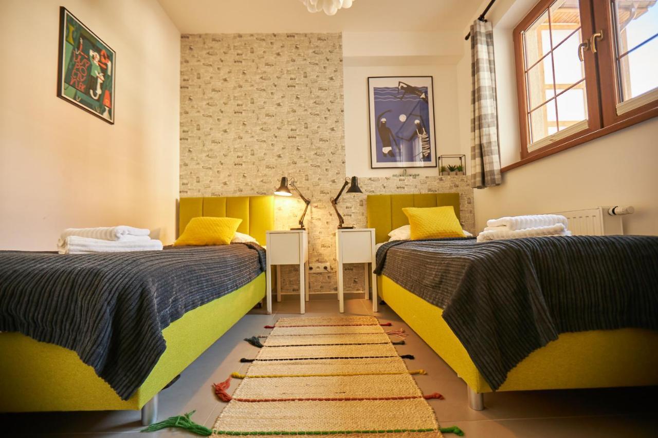 Seayou Yellow House Villa Rogowo  Exterior photo