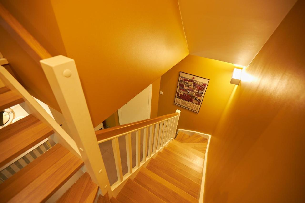 Seayou Yellow House Villa Rogowo  Exterior photo